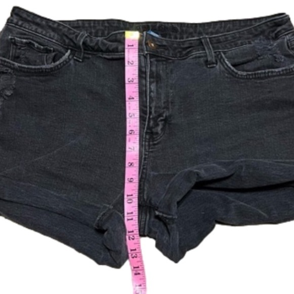 Arizona Black Distressed Jean Shorts Cotton Spandex Rolled Hem Junior Size 17 - Picture 8 of 10